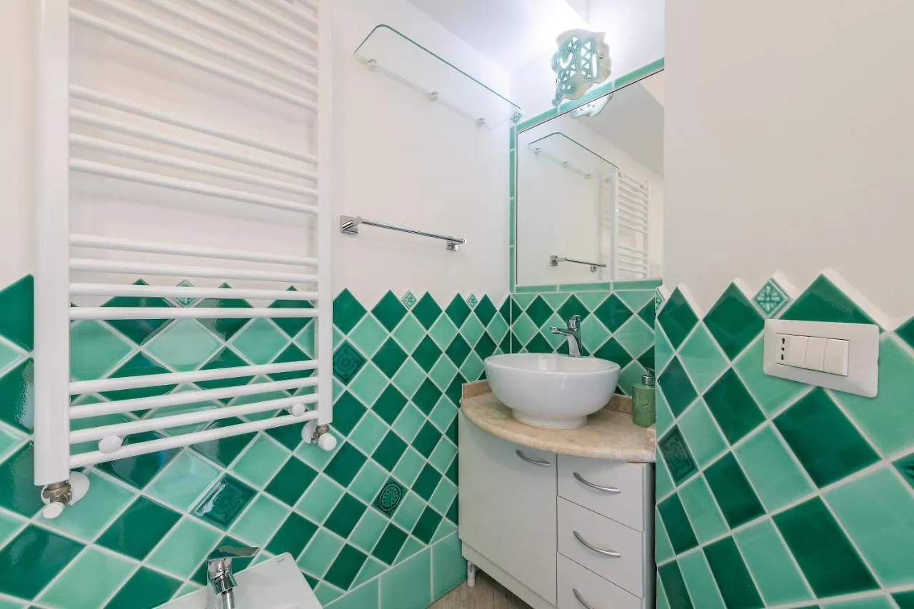 Luxury Apartment Simius فيلاّسيمِيوس بيت للعطل
